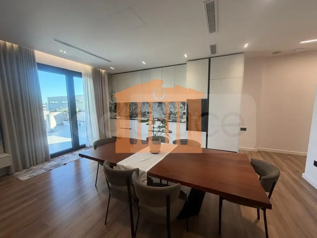 Apartament 1+1 dhoma 170 m² 3 kati