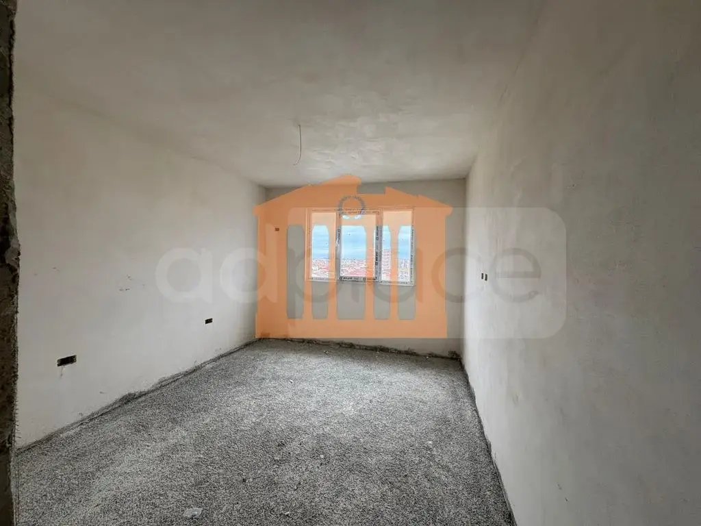 Apartament 1+2 dhoma 87 m² 5 kati