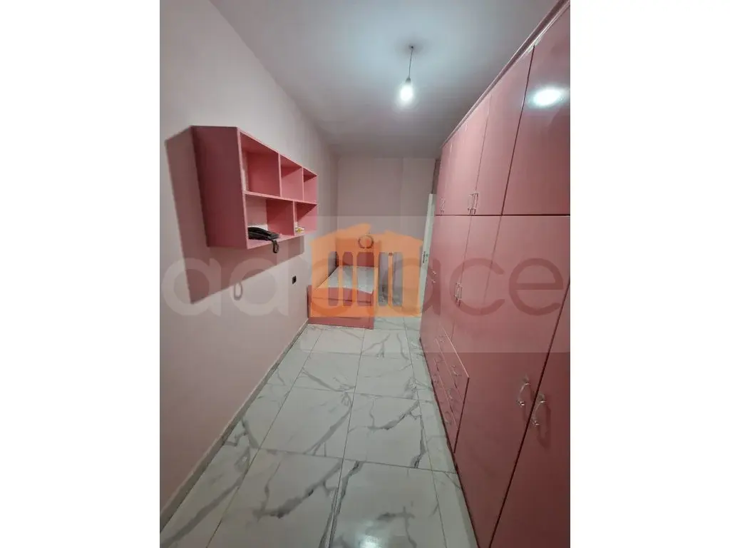 Apartament 1+2 dhoma 120 m² 2 kati