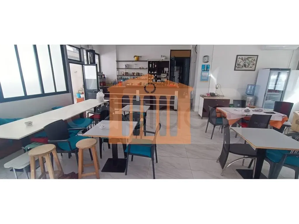 Pasuri të patundshme komerciale 550 m² 4 kati