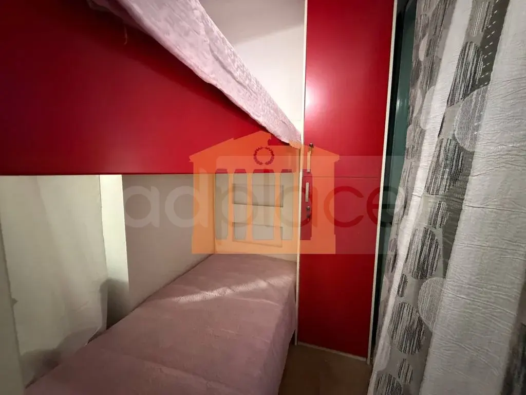 Apartament 1+1 dhoma 4 kati
