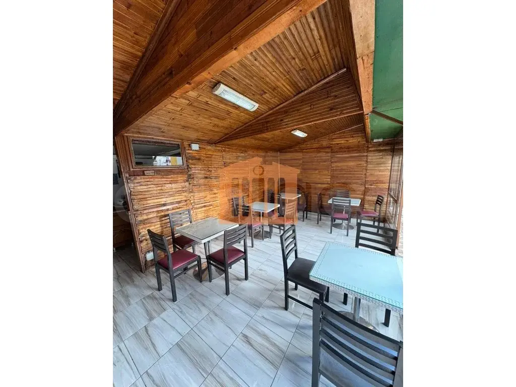 Pasuri të patundshme komerciale 50 m²