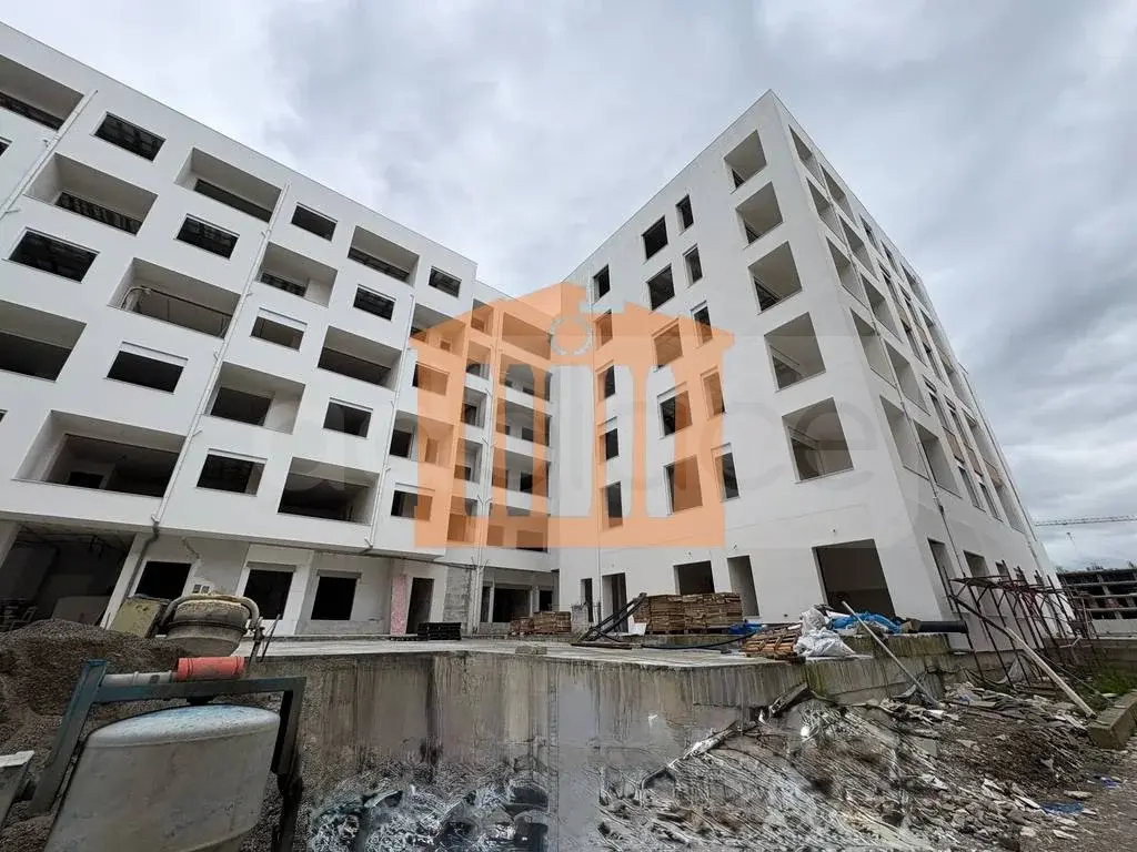Apartament 1+2 dhoma 60 m² 1 kati
