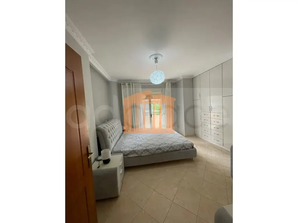 Apartament 1+2 dhoma 102 m² 4 kati