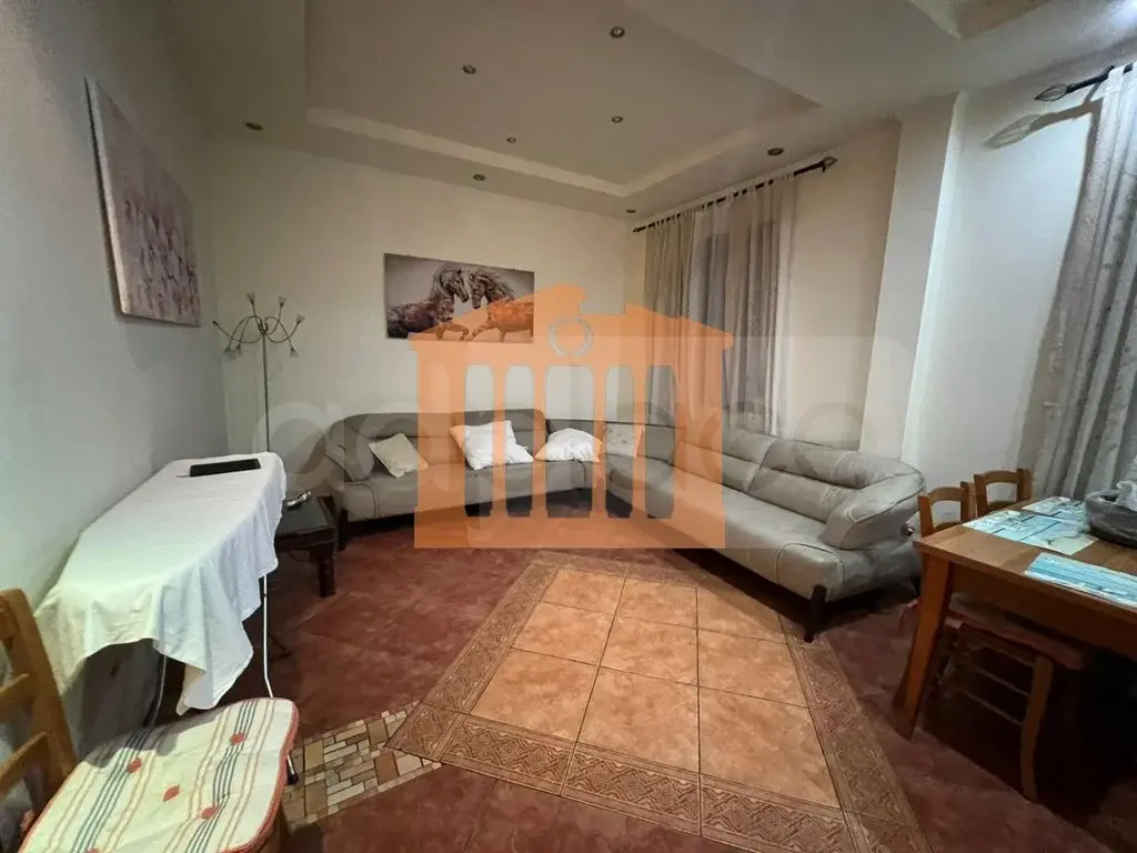 Apartament 1+2 dhoma 125 m² 2 kati