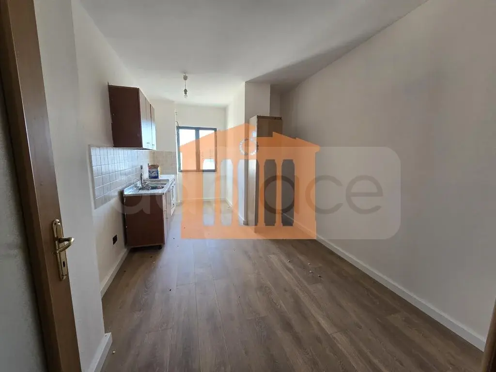 Apartament 1+2 dhoma 81 m² 10 kati