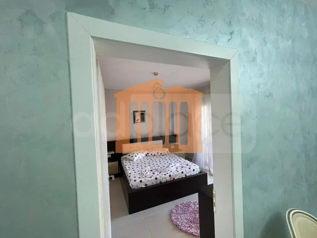 Apartament 1+2 dhoma 83 m² 2 kati