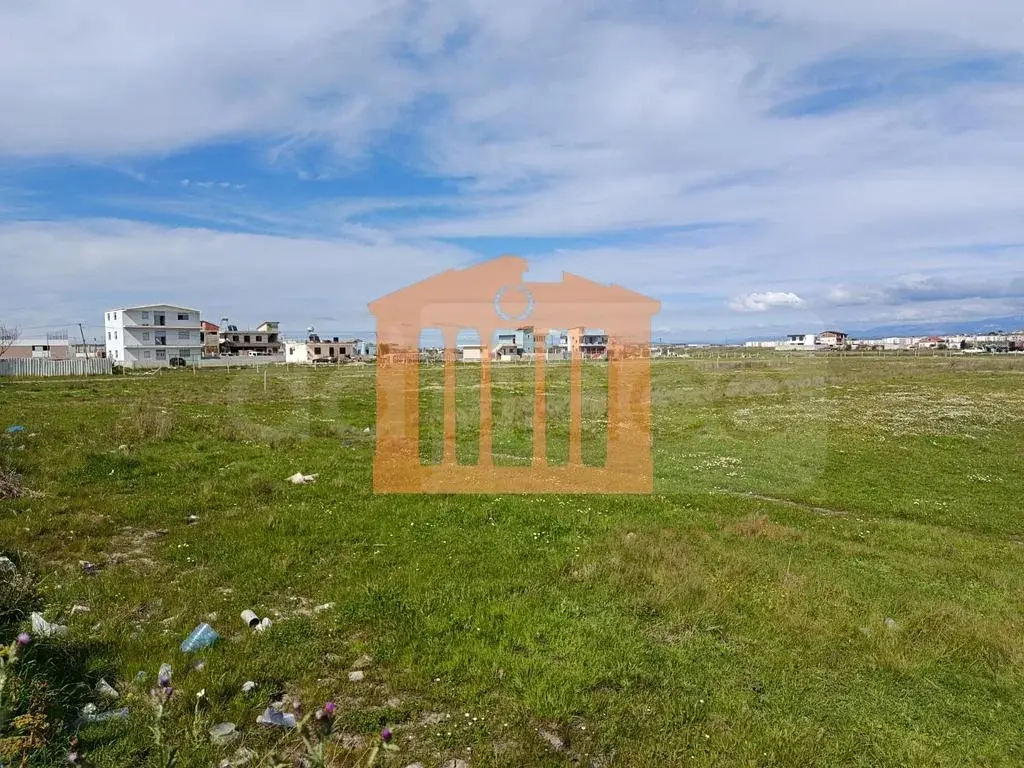 Parcela toke 9000 m²