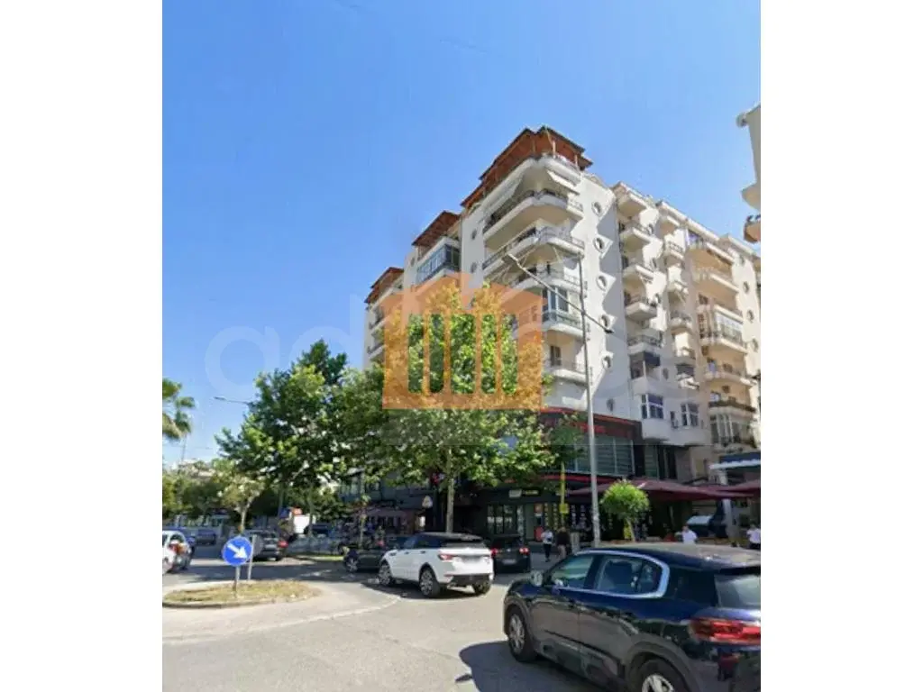 Apartament 1+2 dhoma 109 m² 2 kati