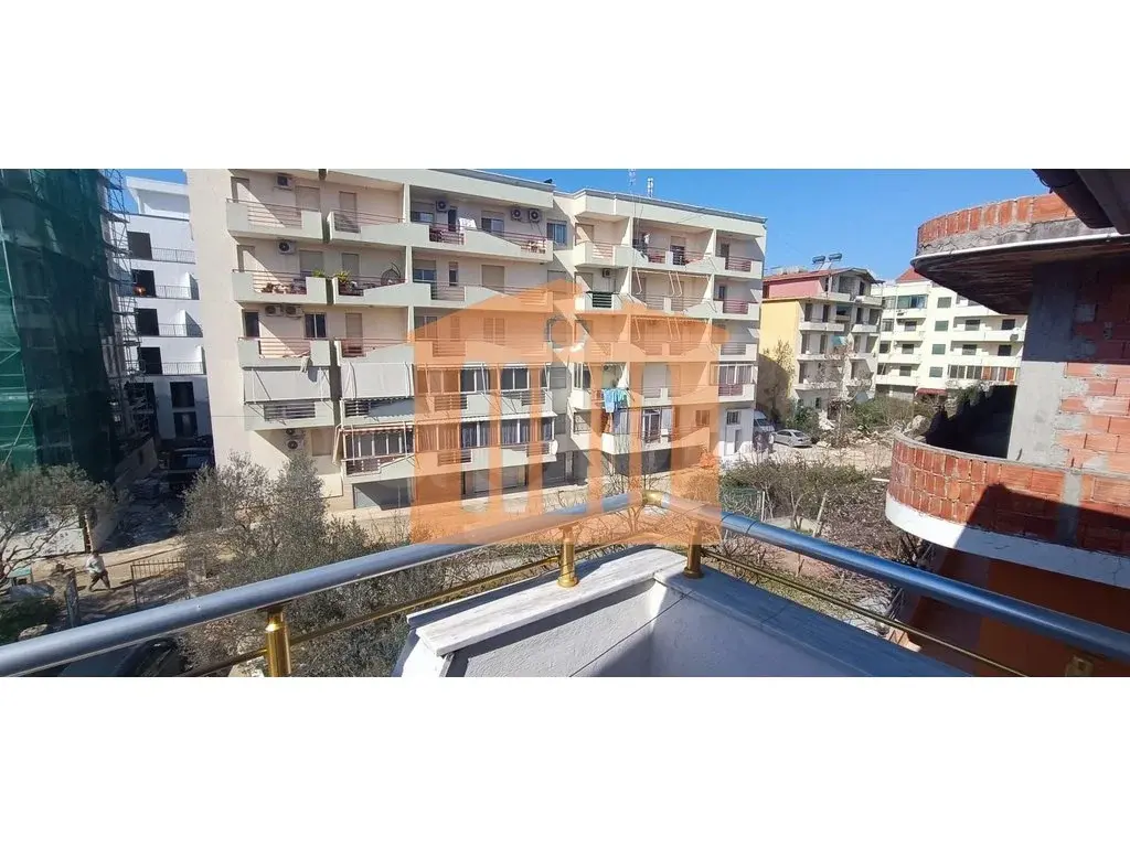 Apartament 1+1 dhoma 60 m² 2 kati