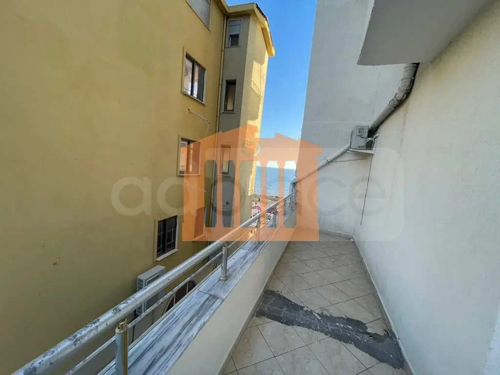 Apartament 1+2 dhoma 83 m² 2 kati