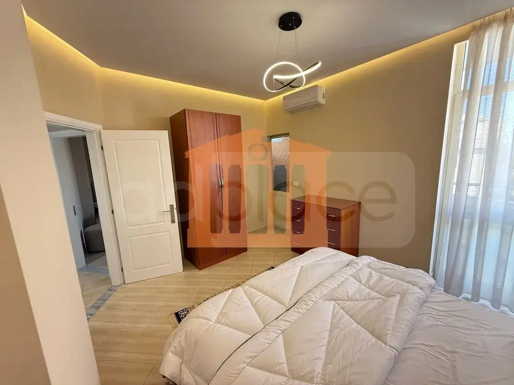 Apartament 1+2 dhoma 100 m² 5 kati