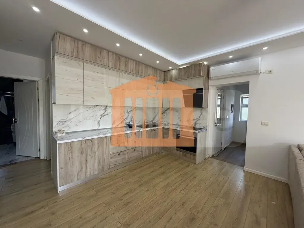 Vilë 280 m² 2 kati
