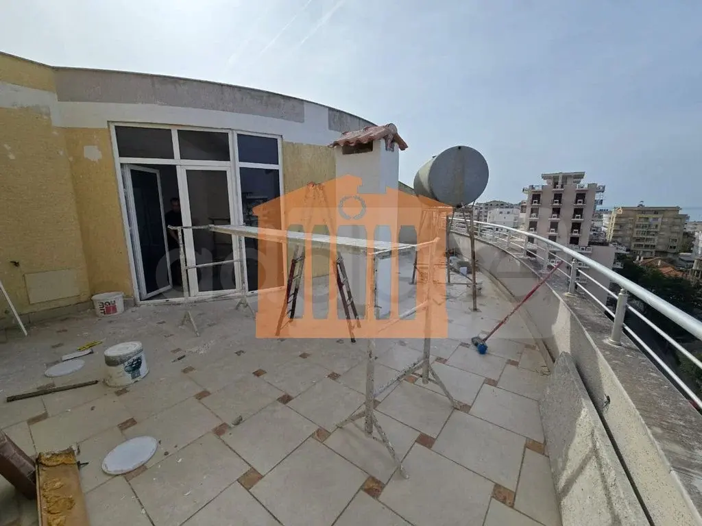 Apartament 1+3 dhoma 162 m²