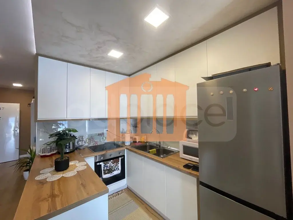 Apartament 1+2 dhoma 100 m² 6 kati