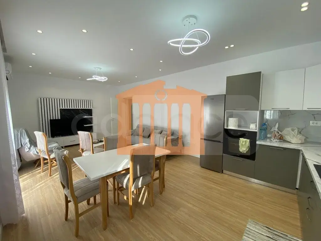 Apartament 1+2 dhoma 120 m² 2 kati