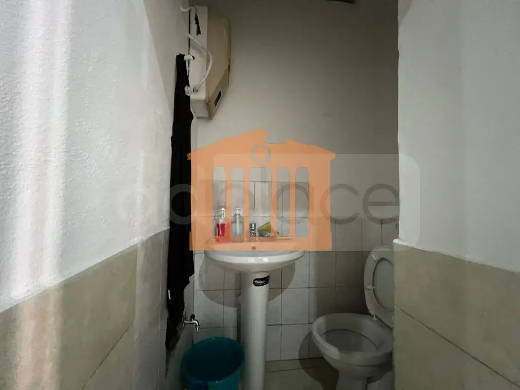 Pasuri të palujtshme komerciale 65 m² 1 kati
