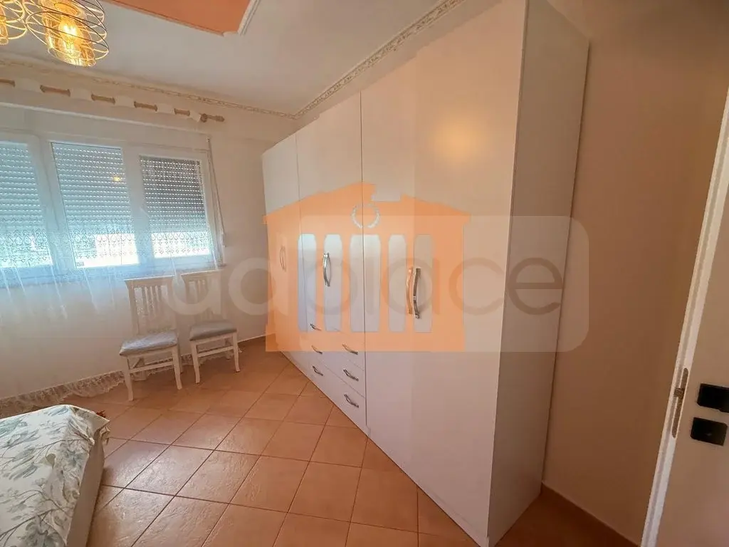 Apartament 1+1 dhoma 90 m² 3 kati