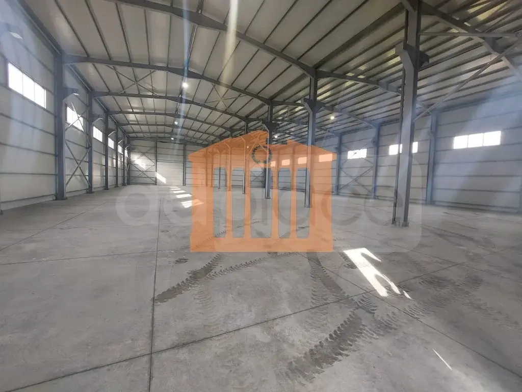 Pasuri të patundshme komerciale 1500 m² 1 kati