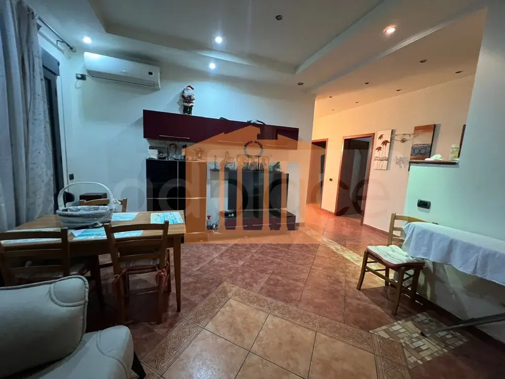 Apartament 1+2 dhoma 125 m² 2 kati