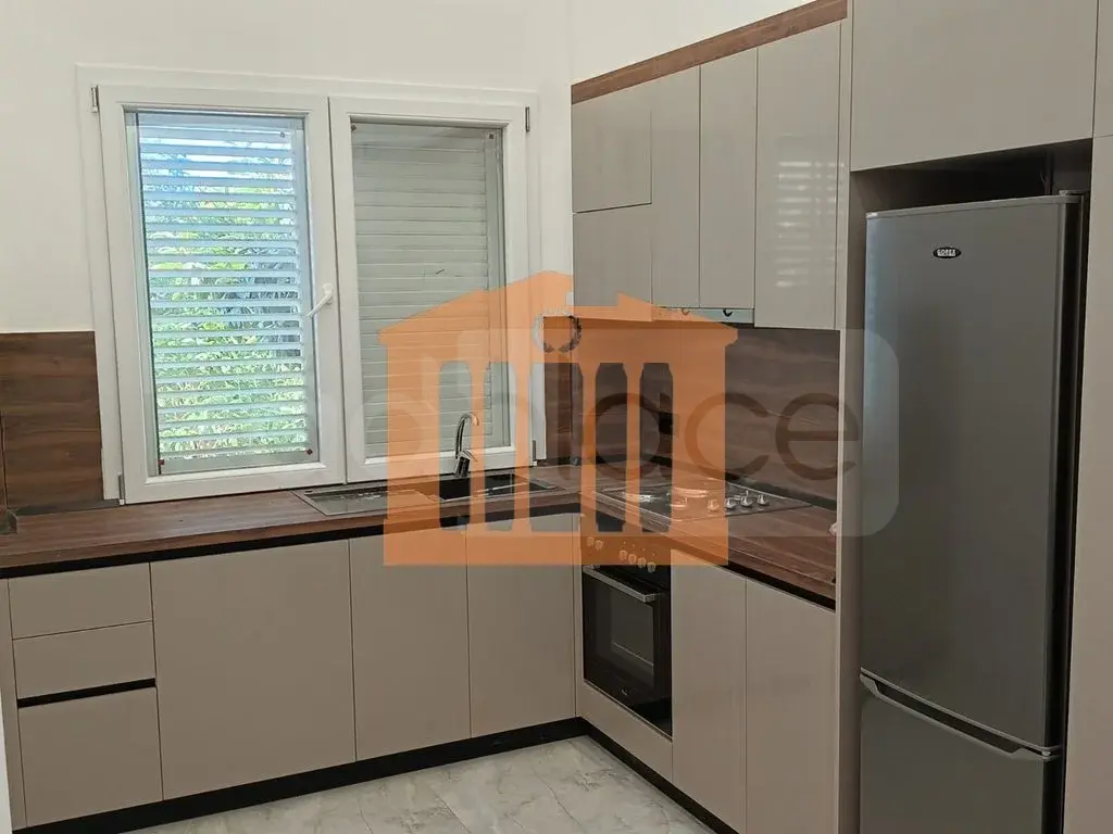 Apartament 1+2 dhoma 70 m² 2 kati