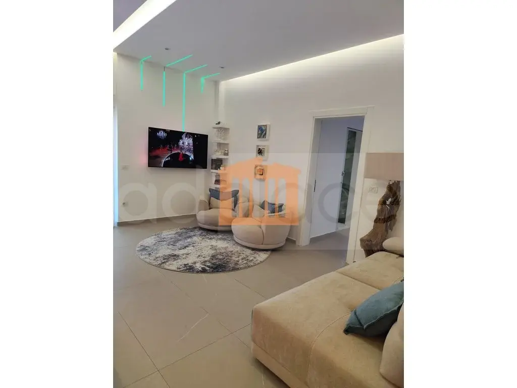 Apartament 1+1 dhoma 58 m² 8 kati