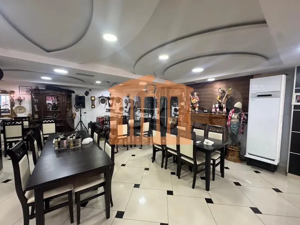 Pasuri të palujtshme komerciale 1198 m² 5 kati