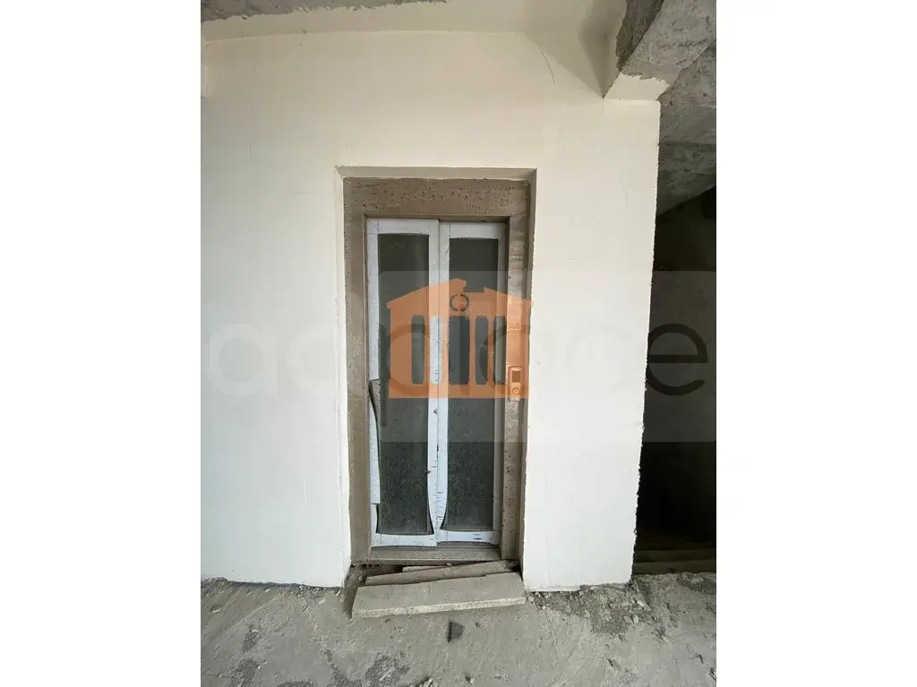 Pasuri të patundshme komerciale 1500 m²