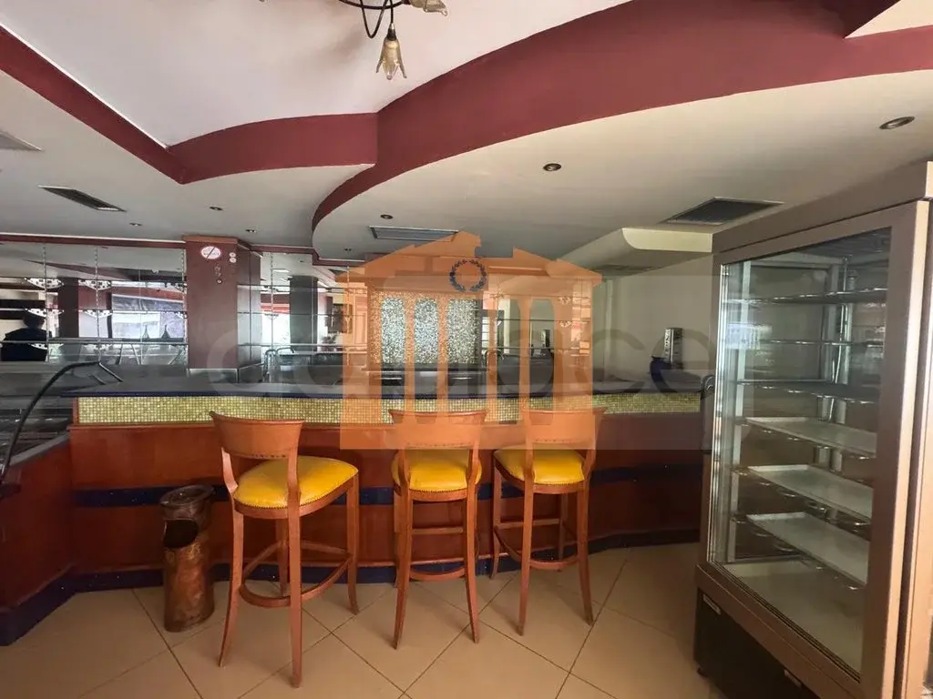 Pasuri të patundshme komerciale 170 m² 1 kati