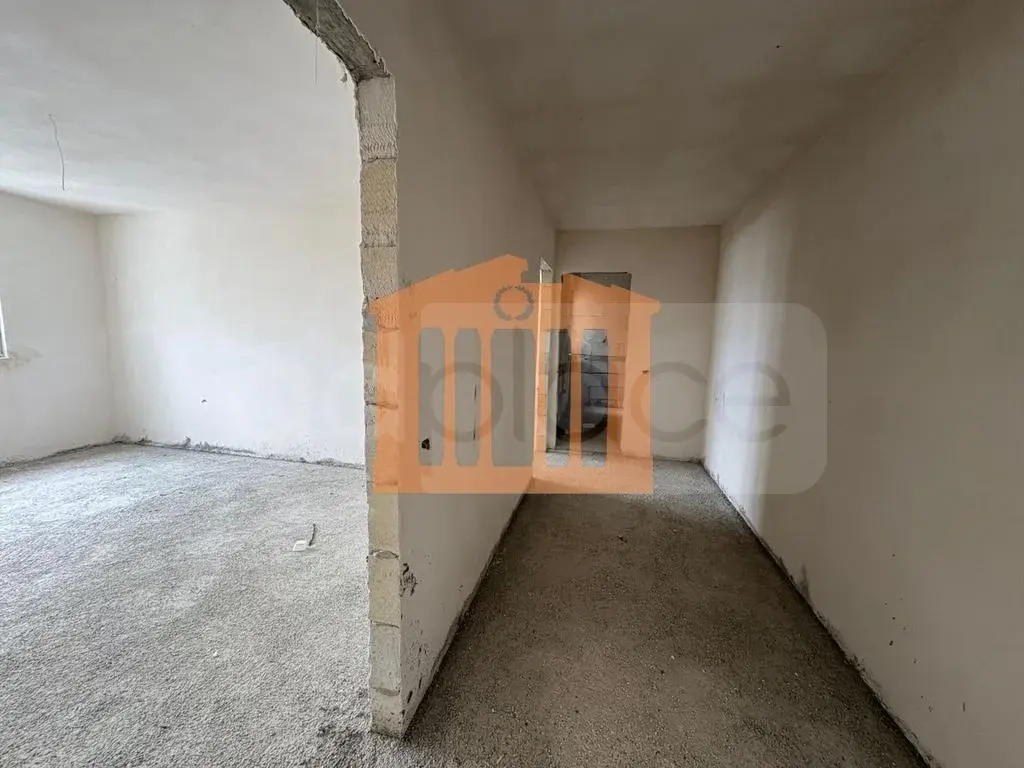 Apartament 1+3 dhoma 107 m² 5 kati