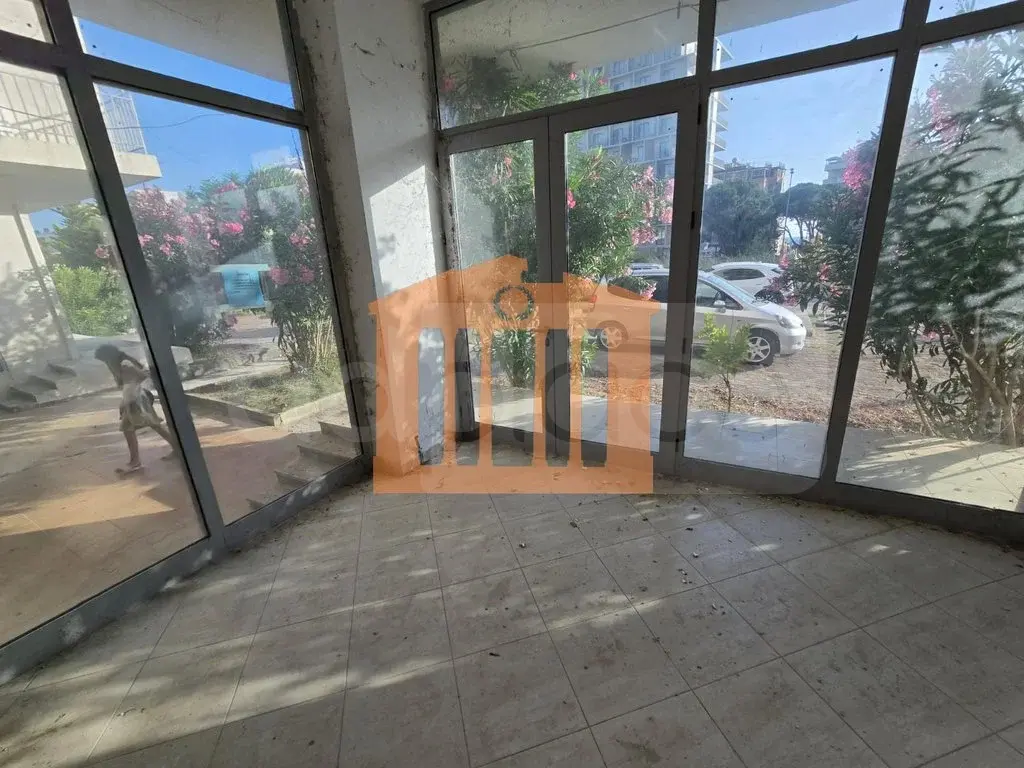 Pasuri të palujtshme komerciale 94 m²