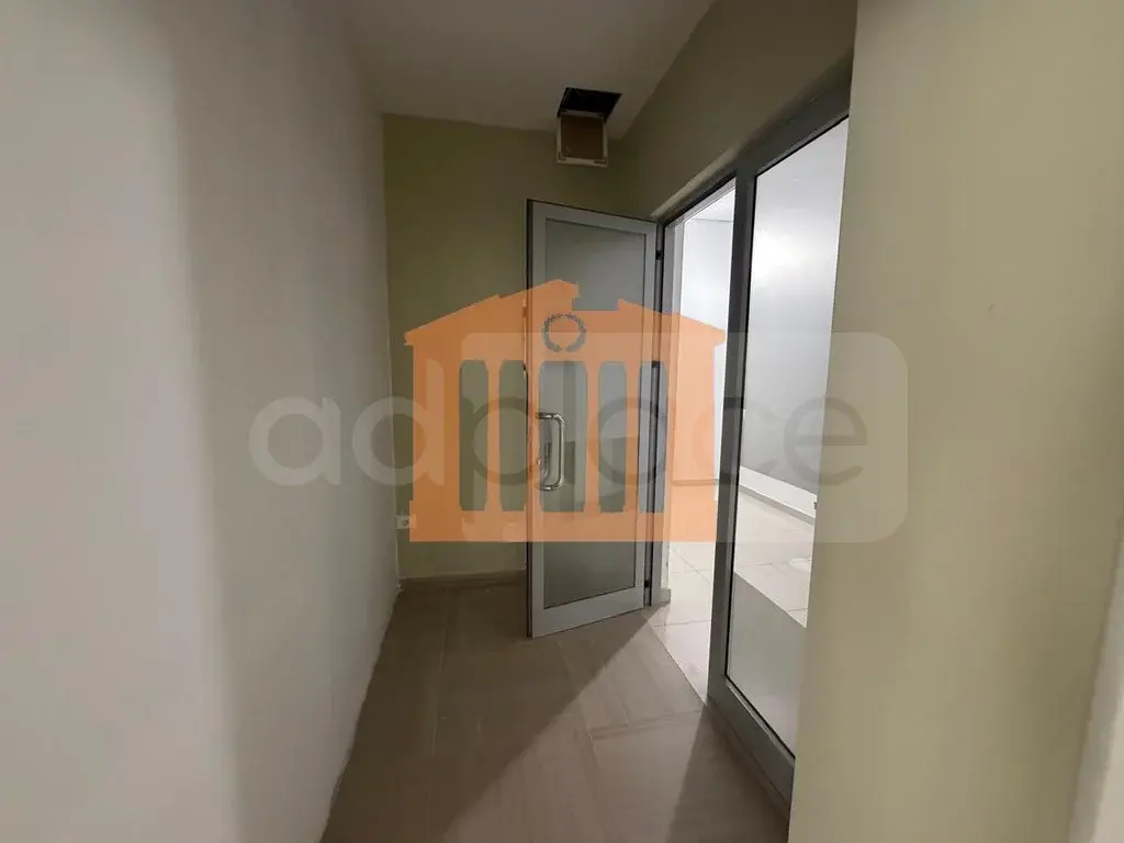 Pasuri të patundshme komerciale 112 m² 1 kati