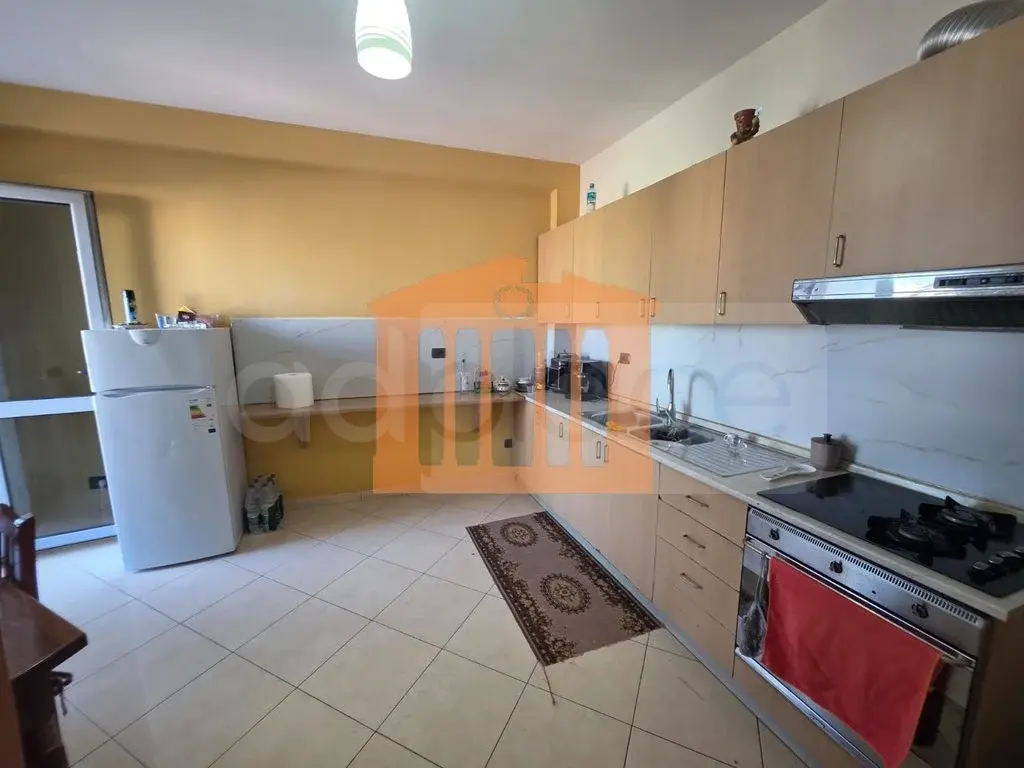 Apartament 1+2 dhoma 5 kati