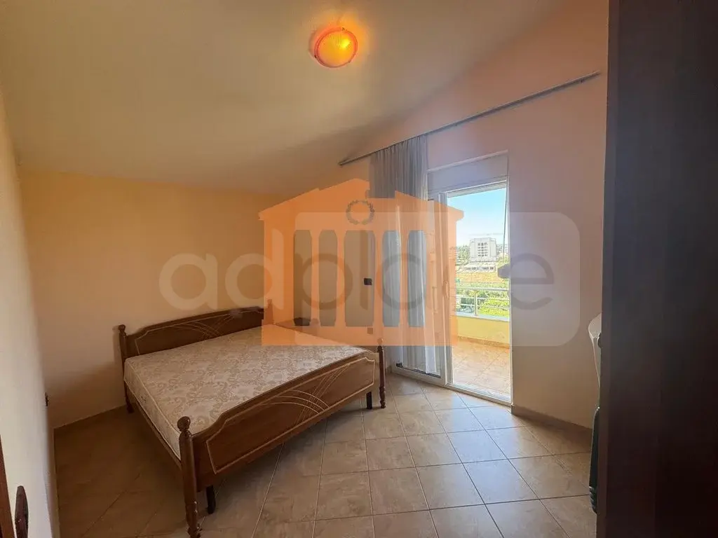 Pasuri të patundshme komerciale 170 m² 1-5 kati