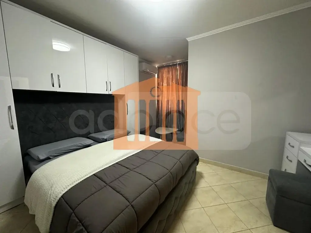 Apartament 1+2 dhoma 93 m² 4 kati