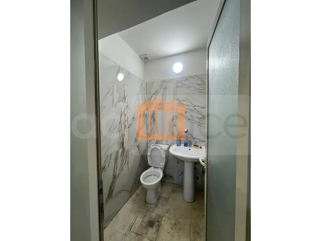 Pasuri të patundshme komerciale 85 m² 1 kati