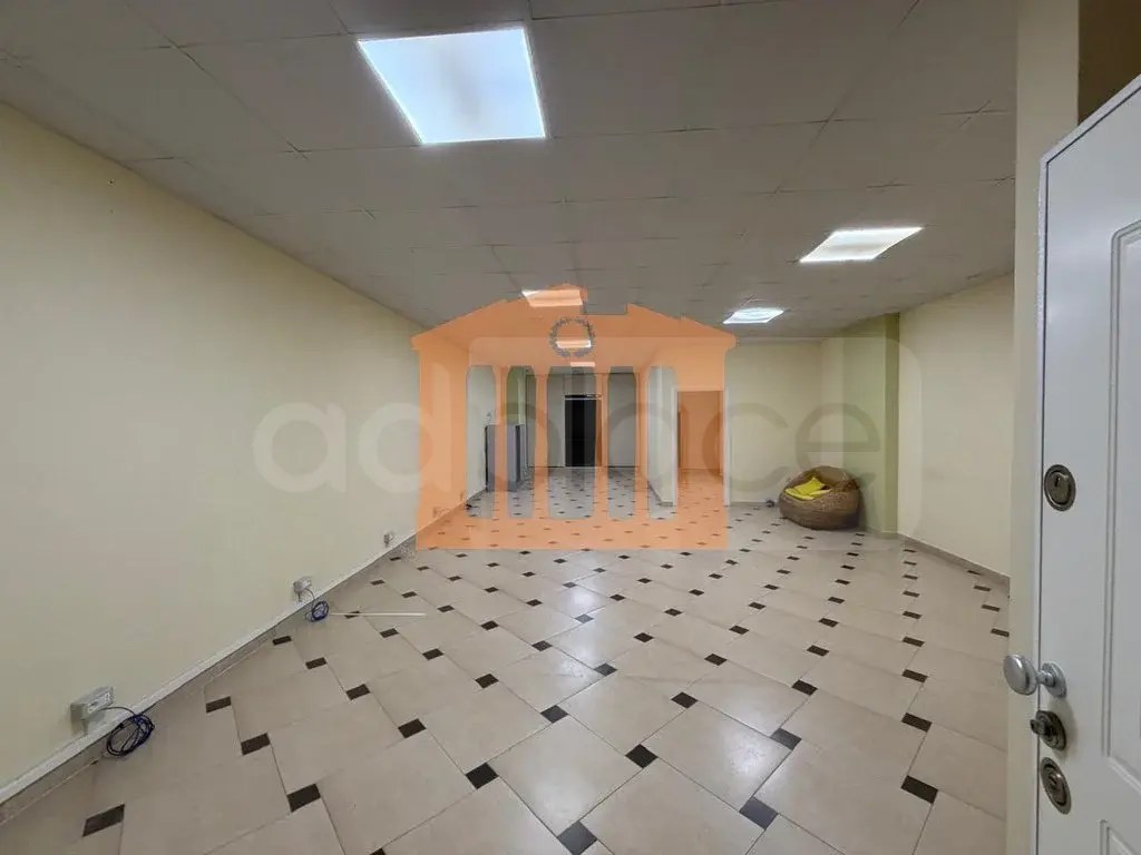 Pasuri të patundshme komerciale 87 m² 2 kati