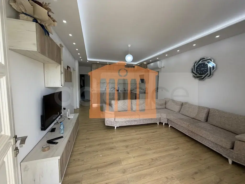 Vilë 280 m² 2 kati