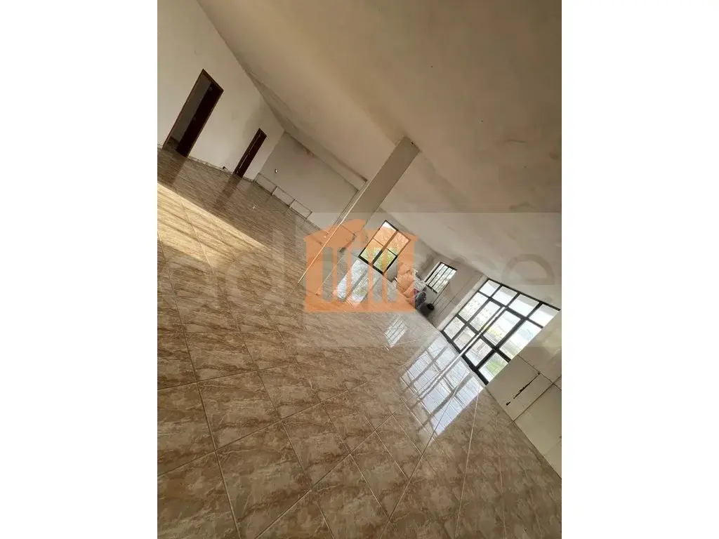 Pasuri të patundshme komerciale 400 m²