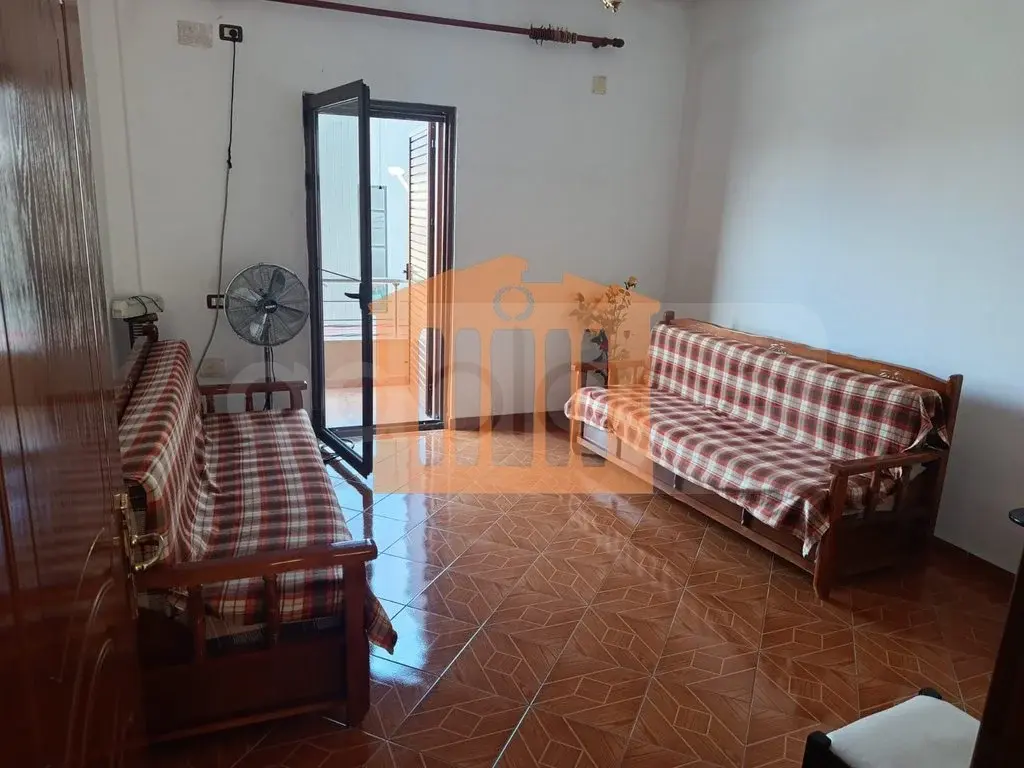 Apartament 1+2 dhoma 90 m²