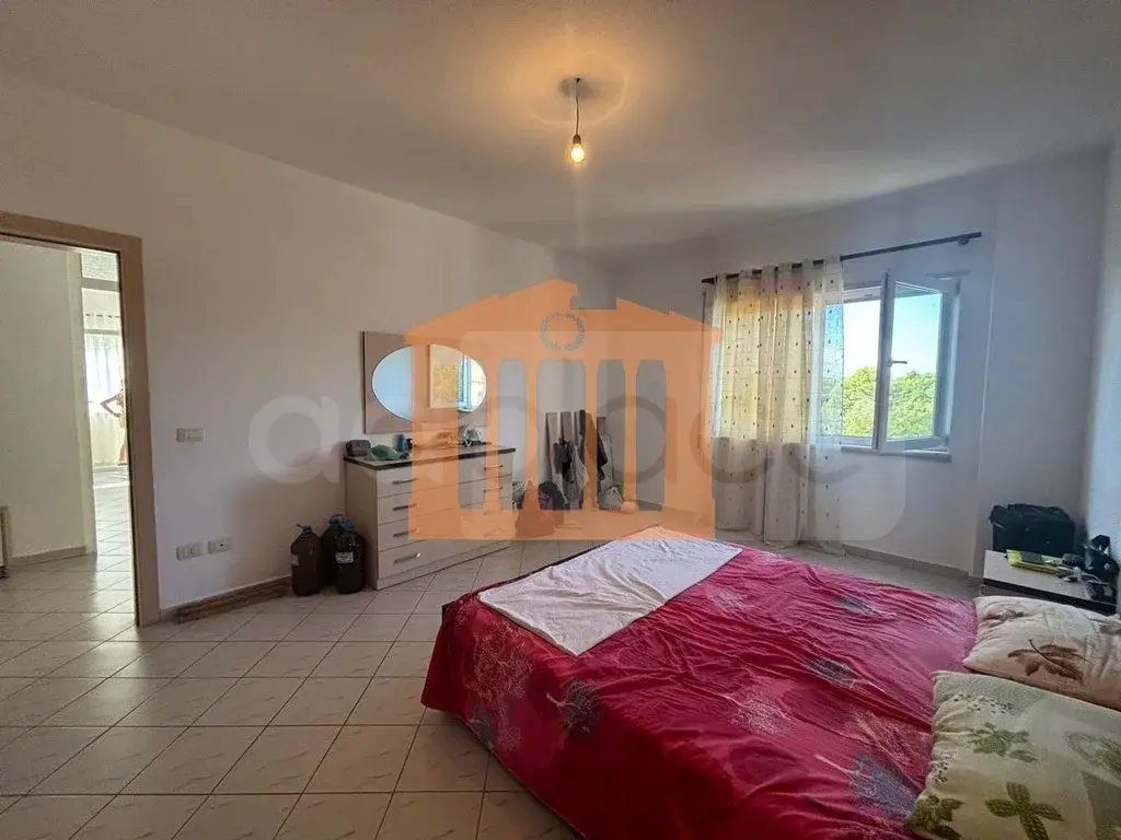 Apartament 1+2 dhoma 103 m² 4 kati