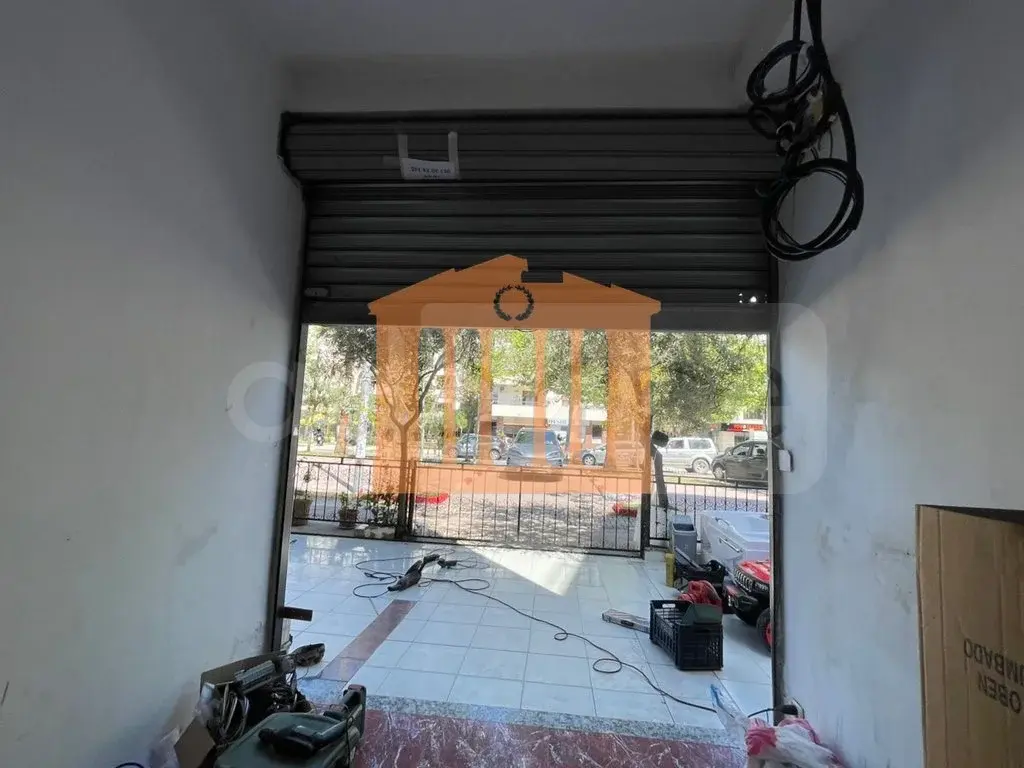 Pasuri të patundshme komerciale 30 m² 1 kati