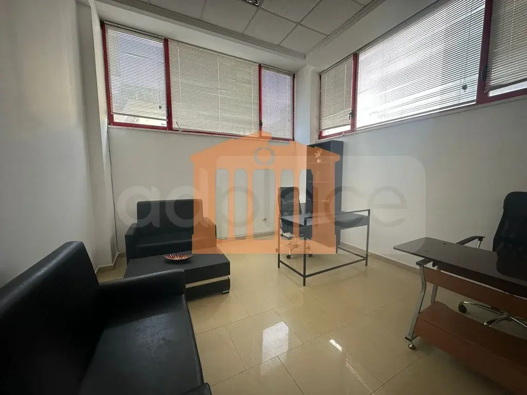Pasuri të patundshme komerciale 25 m² 2 kati