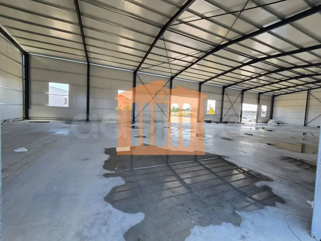 Pasuri të patundshme komerciale 1000 m² 1 kati