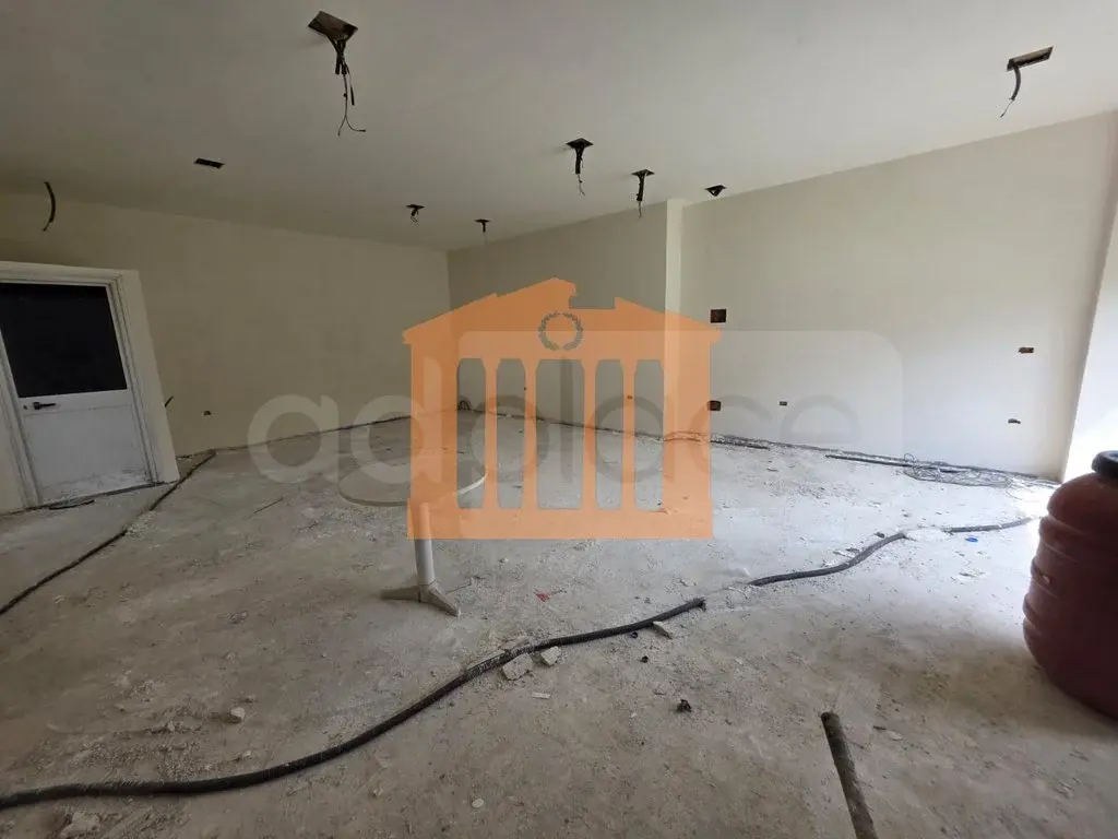 Pasuri të patundshme komerciale 60 m²