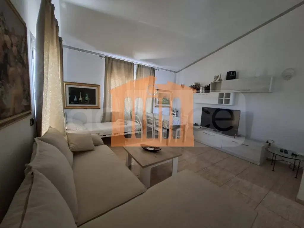 Apartament 1+3 dhoma 125 m² 2 kati
