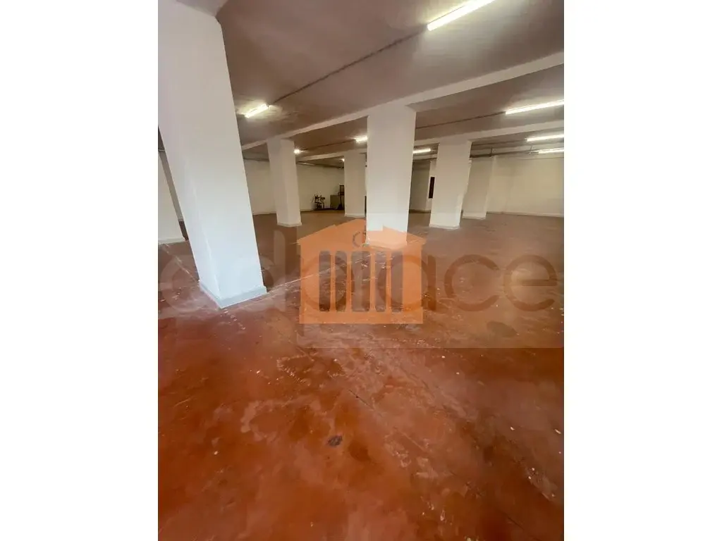 Pasuri të patundshme komerciale 800 m²