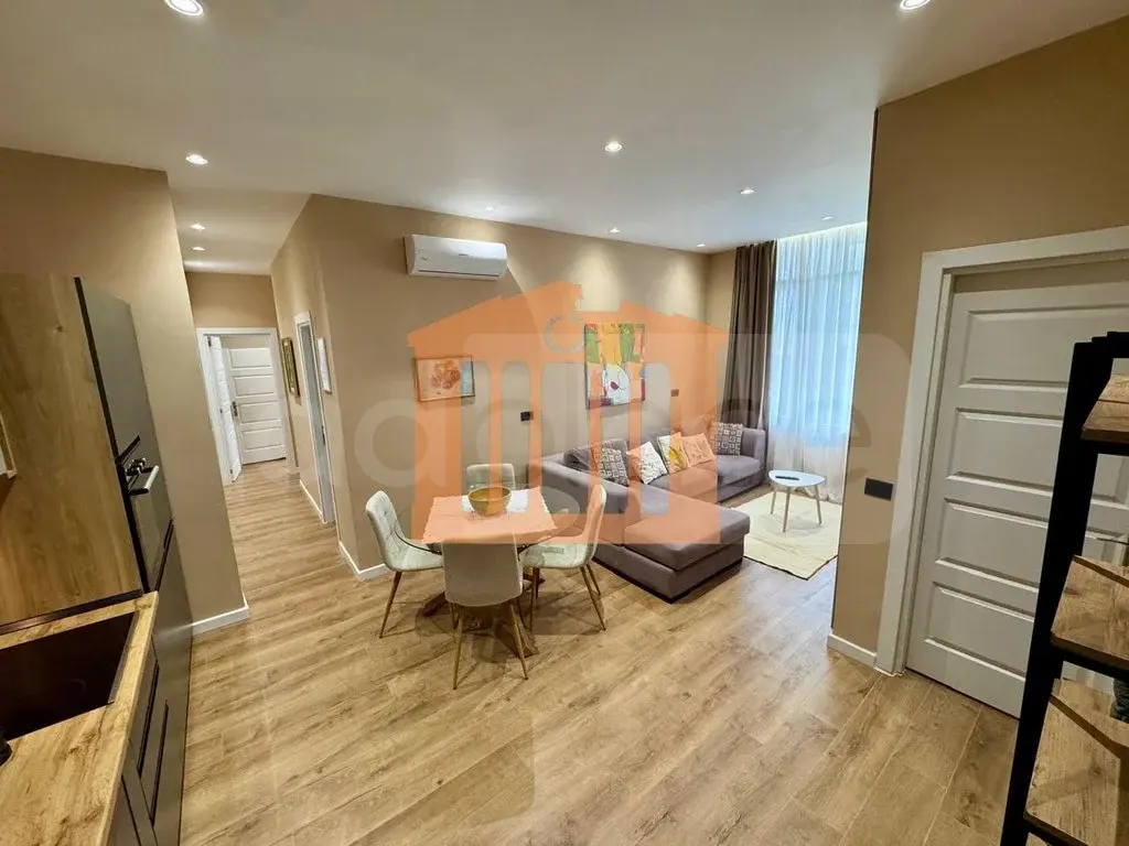 Apartament 1+2 dhoma 80 m² 2 kati