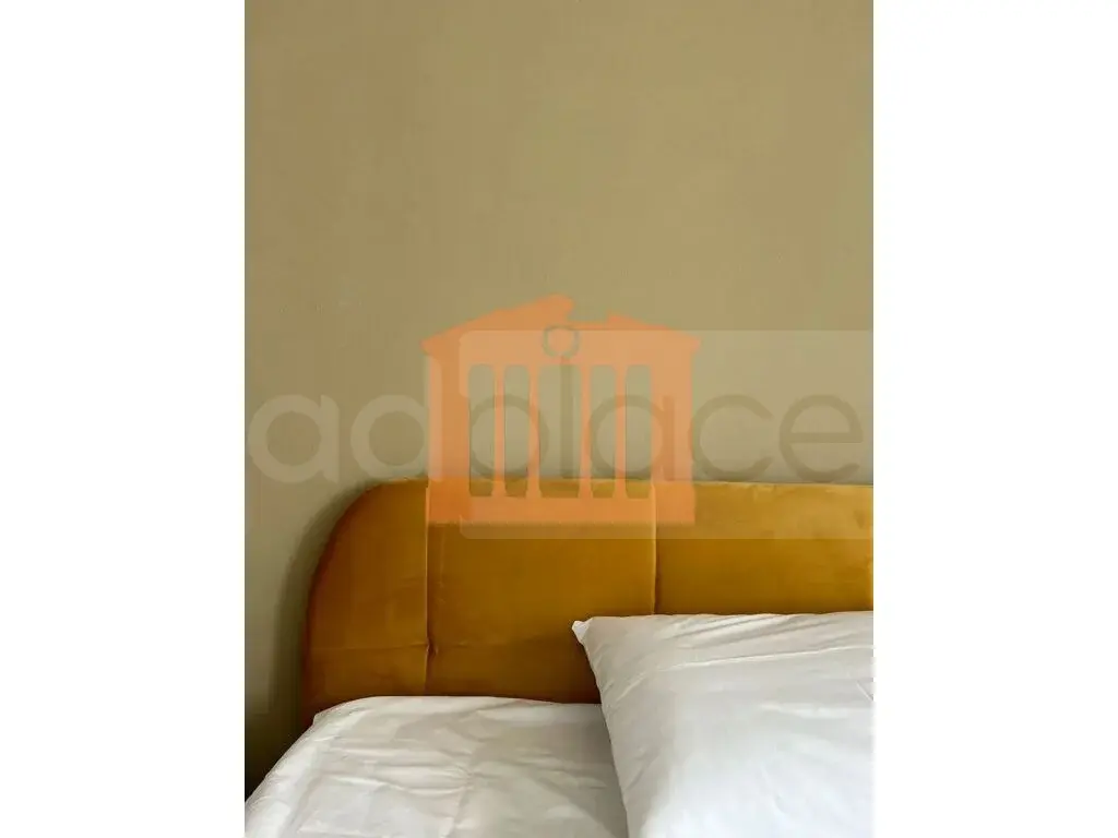 Apartament 1+3 dhoma 140 m² 6 kati