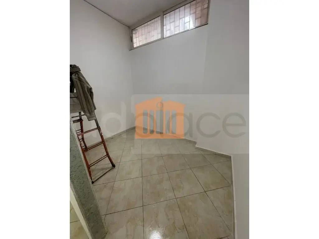Pasuri të patundshme komerciale 160 m² 1 kati